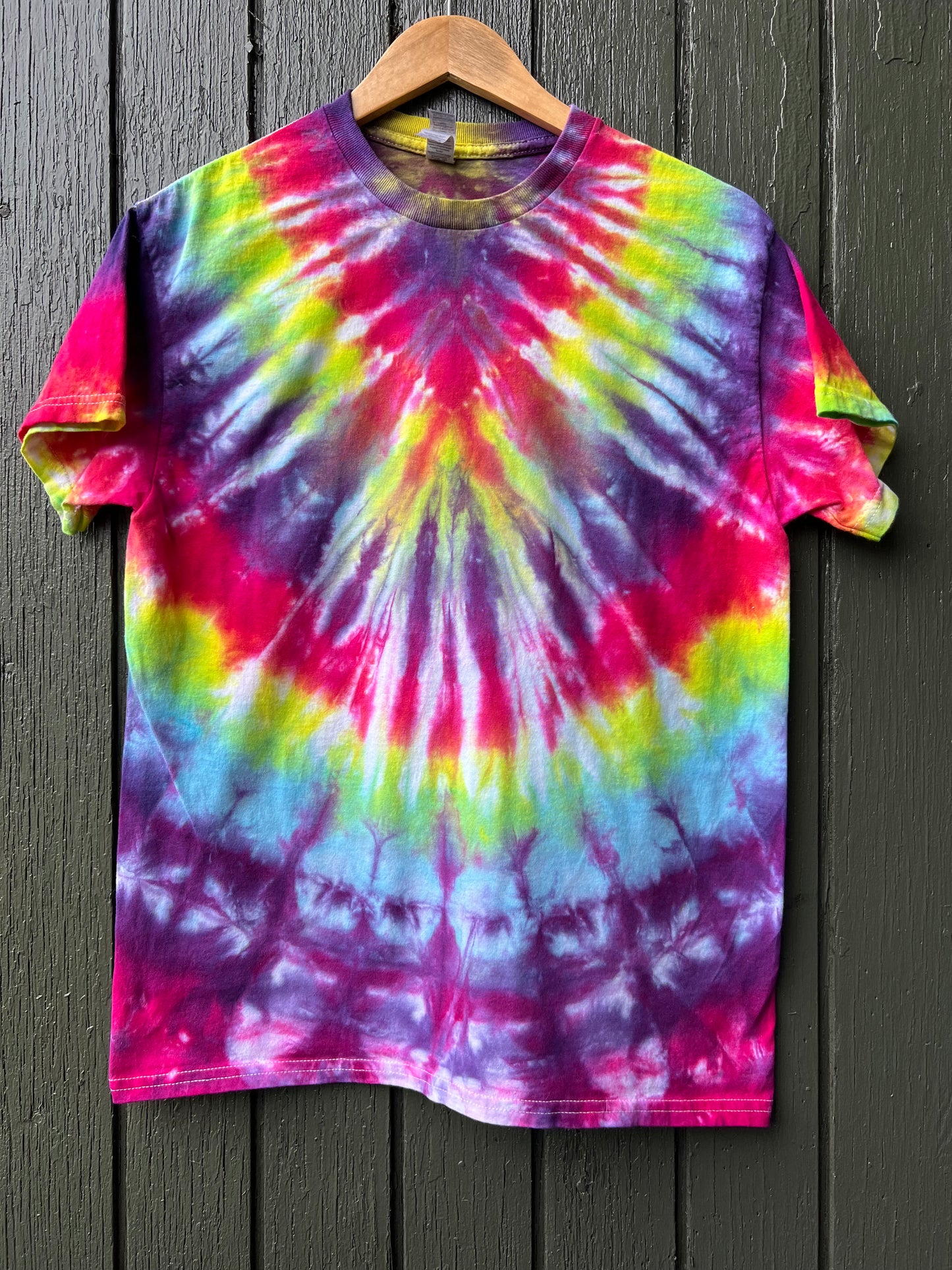 Medium Tee