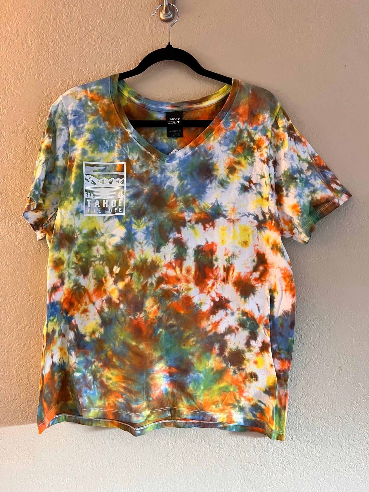 XL V-Neck Tee